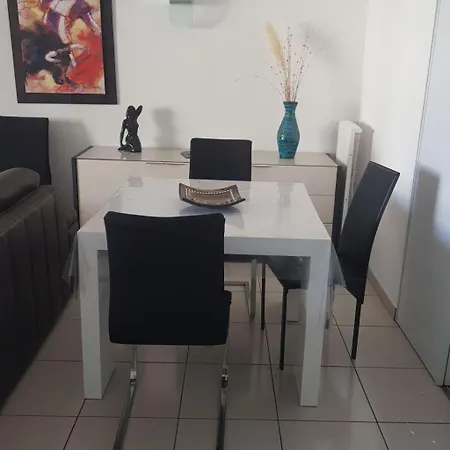 Moderne Mit Meerblick By Interhome Appartement