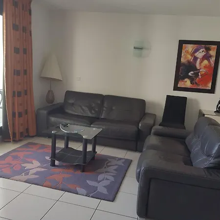 Moderne Mit Meerblick By Interhome אגדה